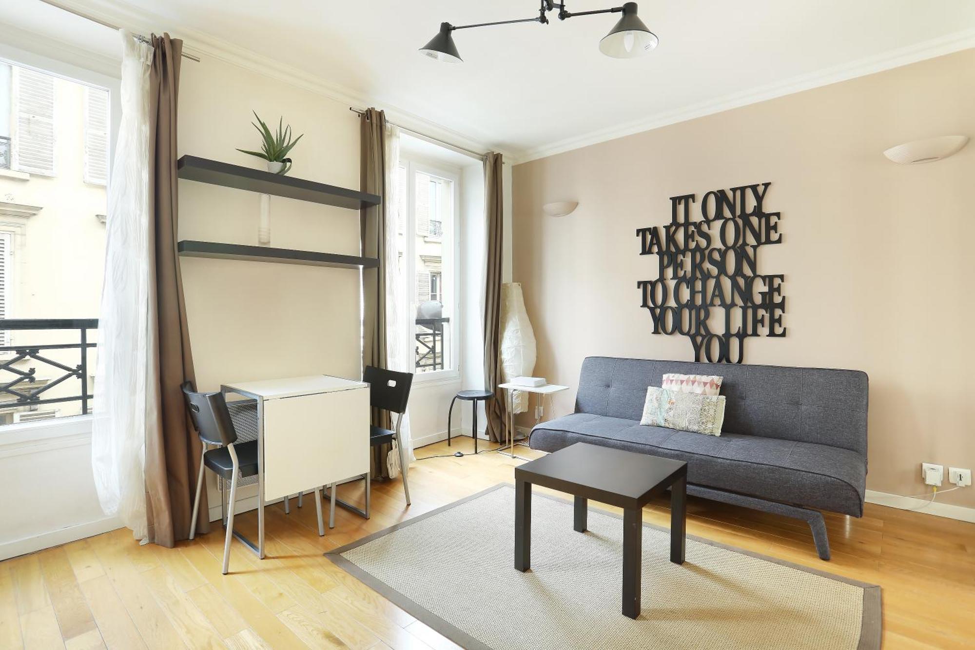 Pick A Flat'S Apartments In Batignolles - Rue Biot Париж Екстер'єр фото
