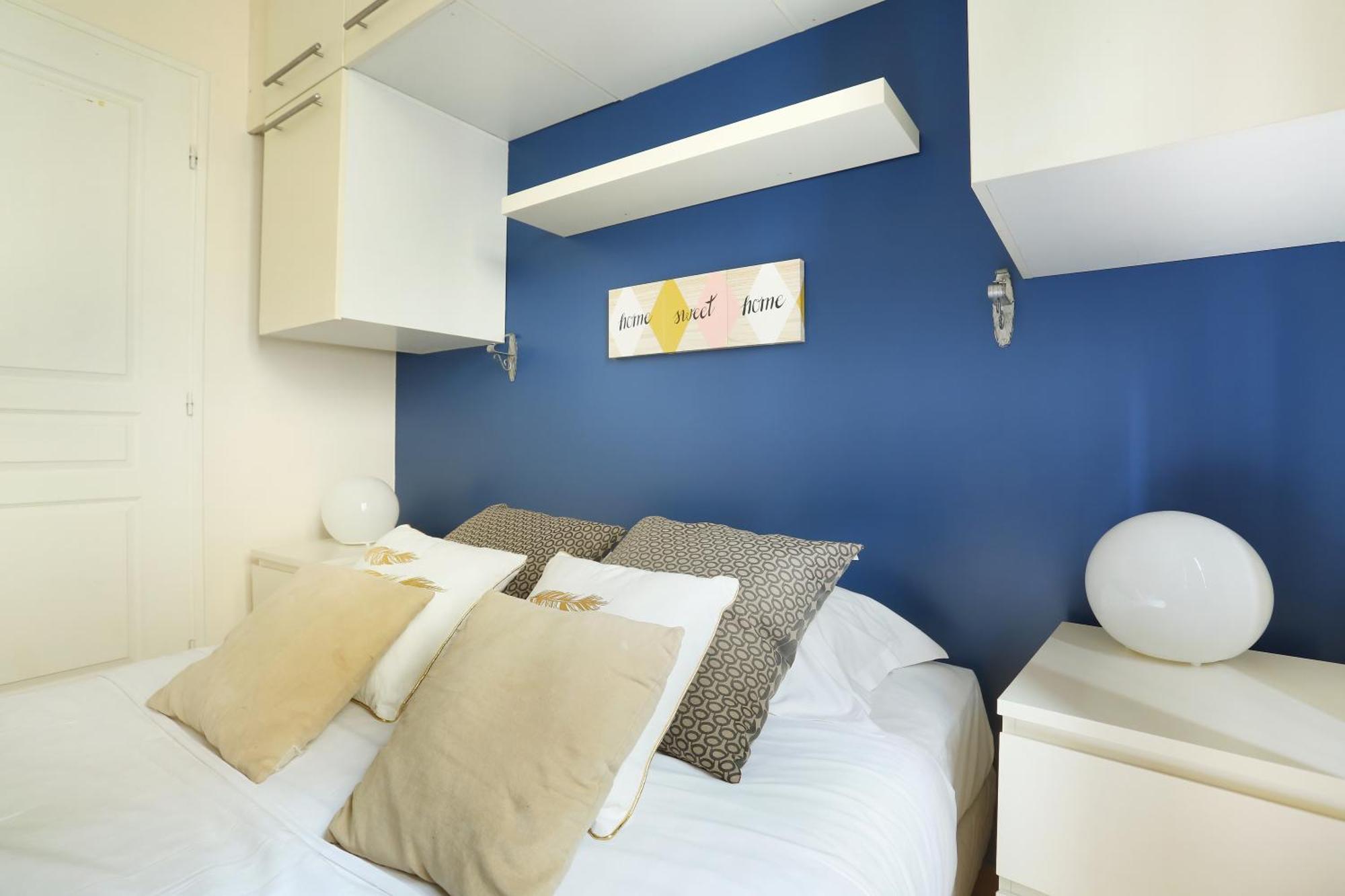 Pick A Flat'S Apartments In Batignolles - Rue Biot Париж Екстер'єр фото