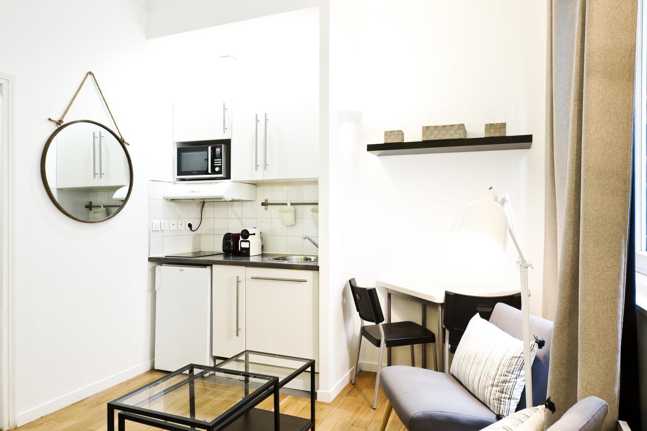 Pick A Flat'S Apartments In Batignolles - Rue Biot Париж Екстер'єр фото