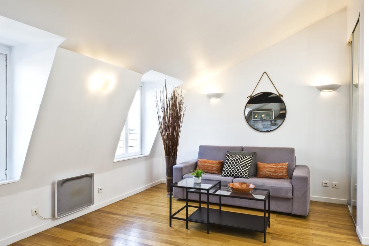 Pick A Flat'S Apartments In Batignolles - Rue Biot Париж Екстер'єр фото
