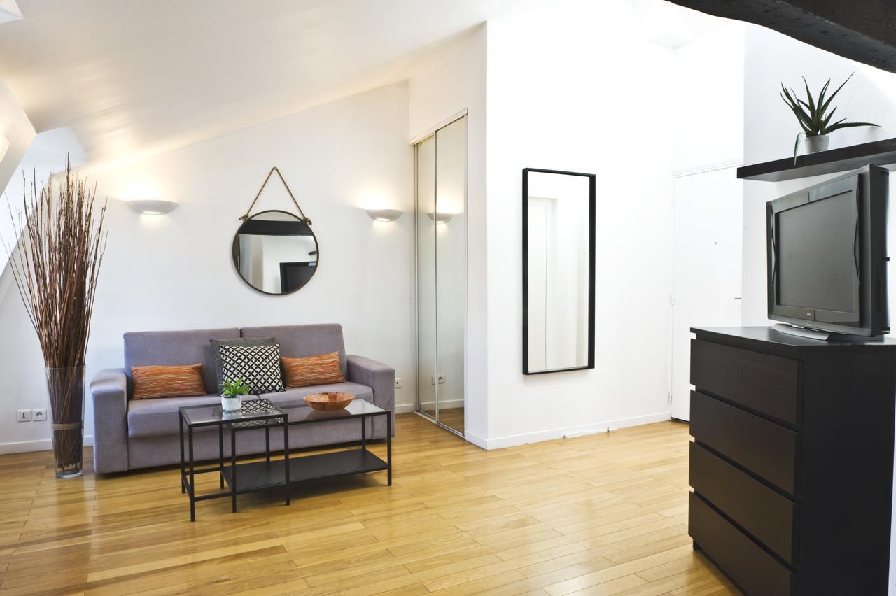 Pick A Flat'S Apartments In Batignolles - Rue Biot Париж Екстер'єр фото