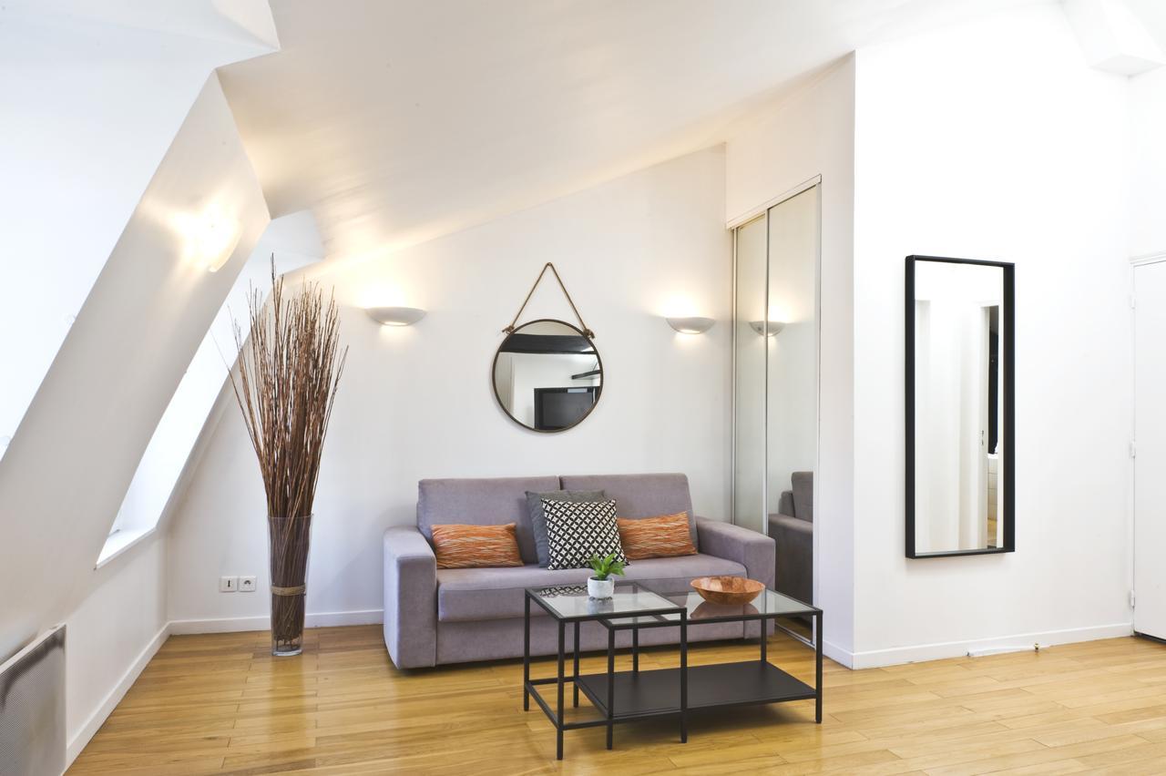 Pick A Flat'S Apartments In Batignolles - Rue Biot Париж Екстер'єр фото