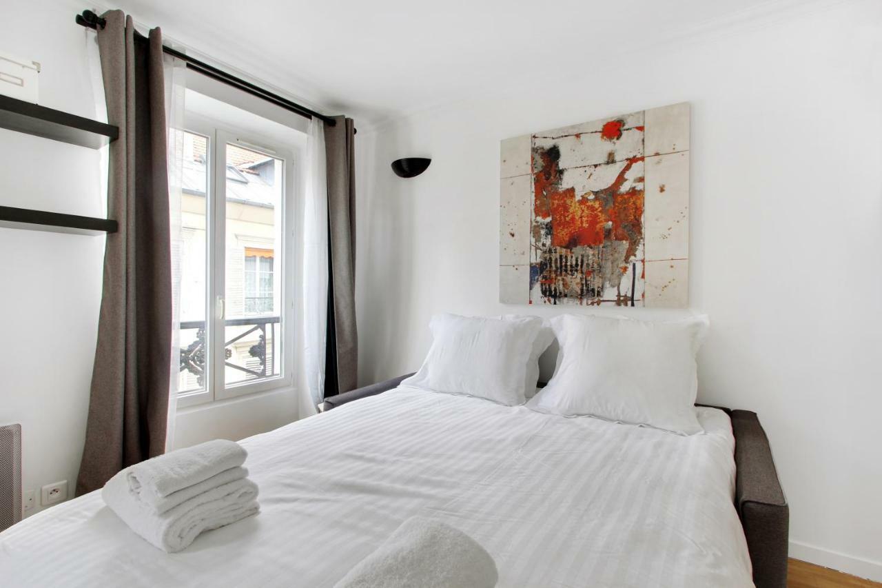 Pick A Flat'S Apartments In Batignolles - Rue Biot Париж Екстер'єр фото