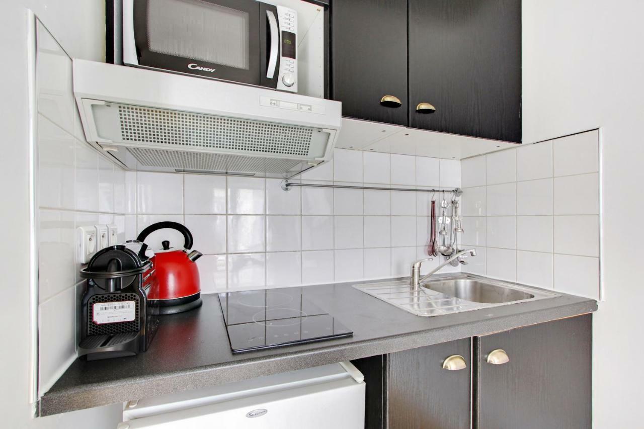 Pick A Flat'S Apartments In Batignolles - Rue Biot Париж Екстер'єр фото
