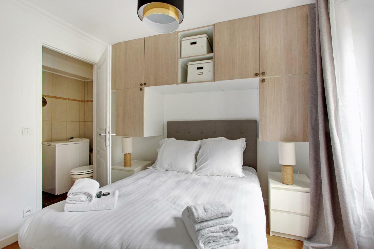 Pick A Flat'S Apartments In Batignolles - Rue Biot Париж Екстер'єр фото